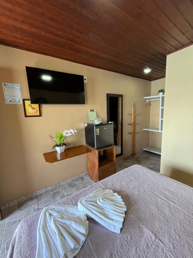 Pousada Conves - Ilha Grande Praia de Araçatiba Екстериор снимка