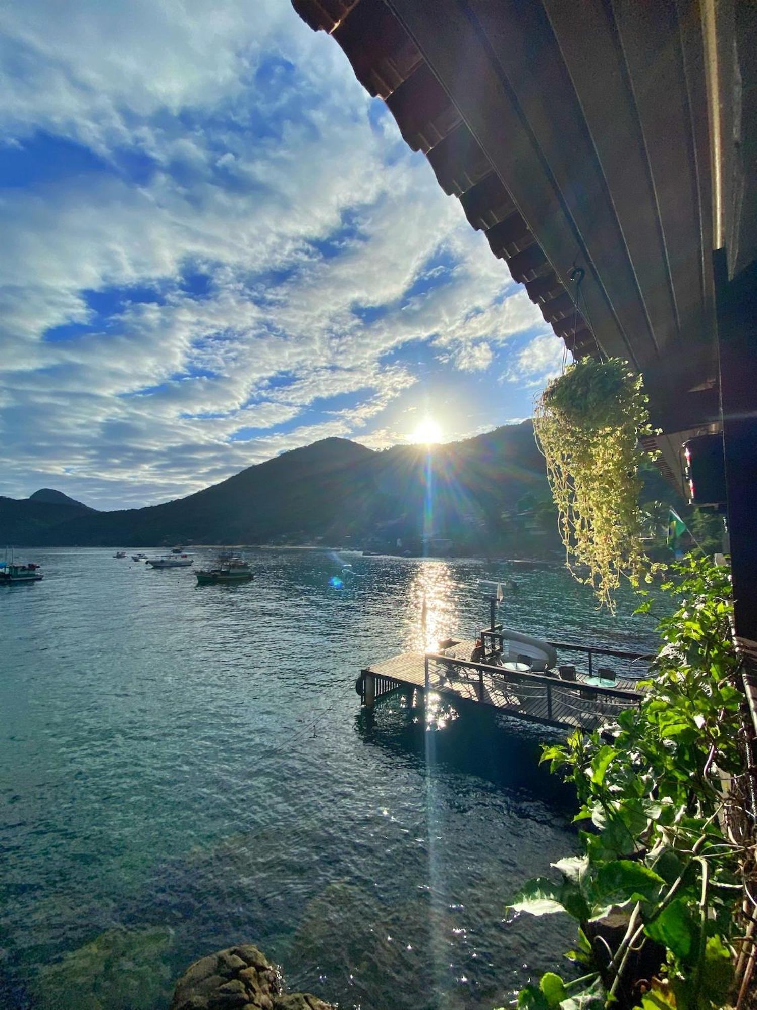 Pousada Conves - Ilha Grande Praia de Araçatiba Екстериор снимка